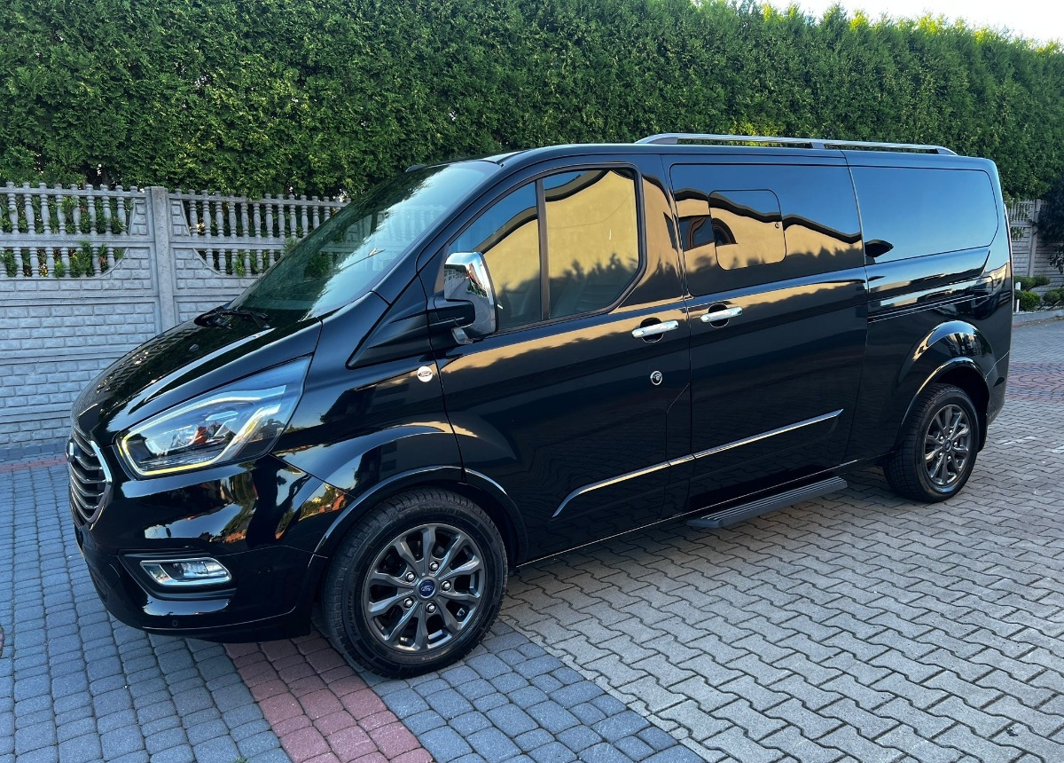 Ford Tourneo Custom Turneo Tytanium X specjalistyczny dla Inwalidów - Mikroautobusas, Keleivinis furgonas: foto 2 Ford Tourneo Custom Turneo Tytanium X specjalistyczny dla Inwalidów - Mikroautobusas, Keleivinis furgonas: foto 2