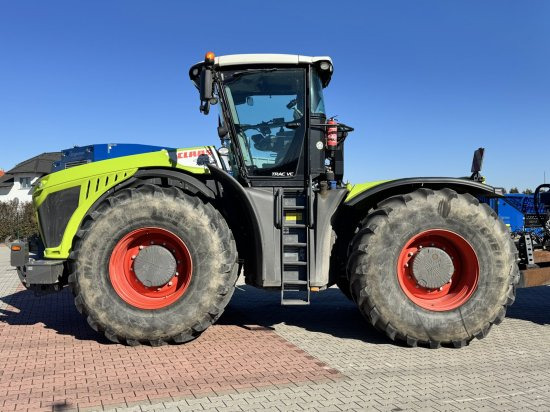 CLAAS 783 SSF 40 XERION Ohne Hacker - Traktorius: foto 1 CLAAS 783 SSF 40 XERION Ohne Hacker - Traktorius: foto 1