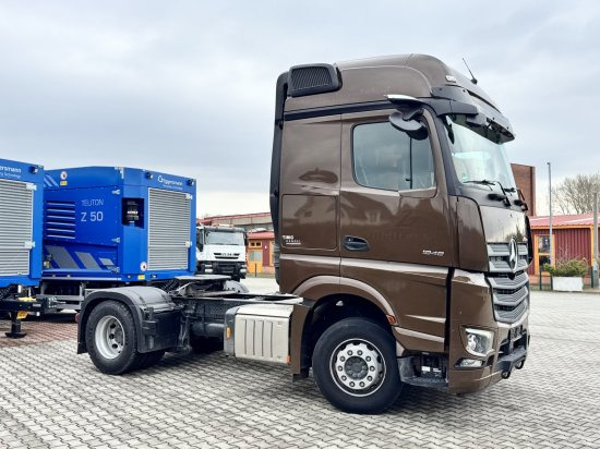 Mercedes-Benz Actros 1848 Gigaspace, Retarder, Standklima Retarder, Mirrow Cam, mehrere Einheiten - Vilkikas: foto 2 Mercedes-Benz Actros 1848 Gigaspace, Retarder, Standklima Retarder, Mirrow Cam, mehrere Einheiten - Vilkikas: foto 2