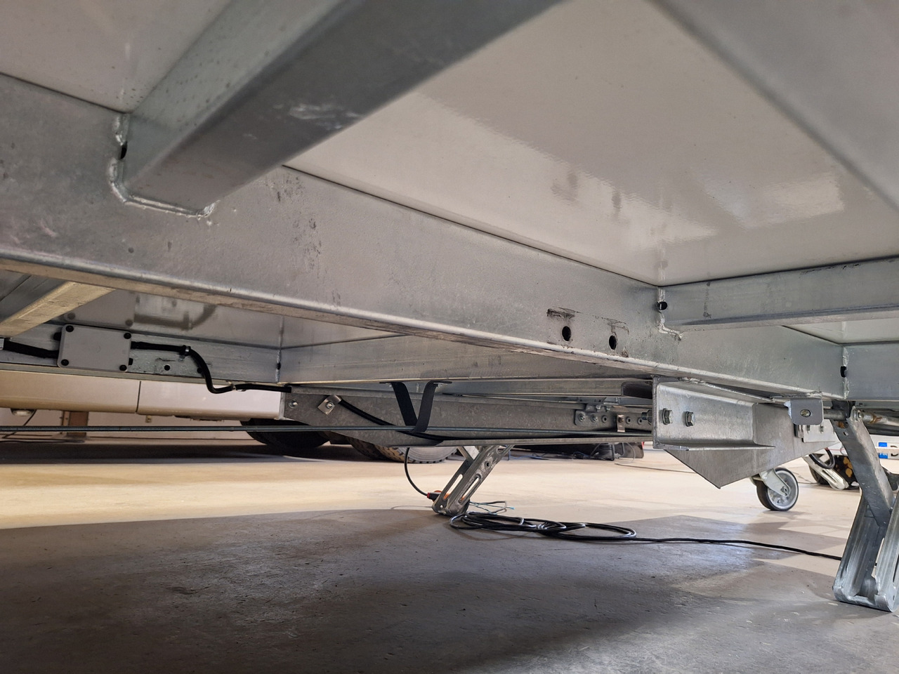 Nauja Prekybinė priekaba Deli Star Trailer American 6000 - EU Standards: foto 16