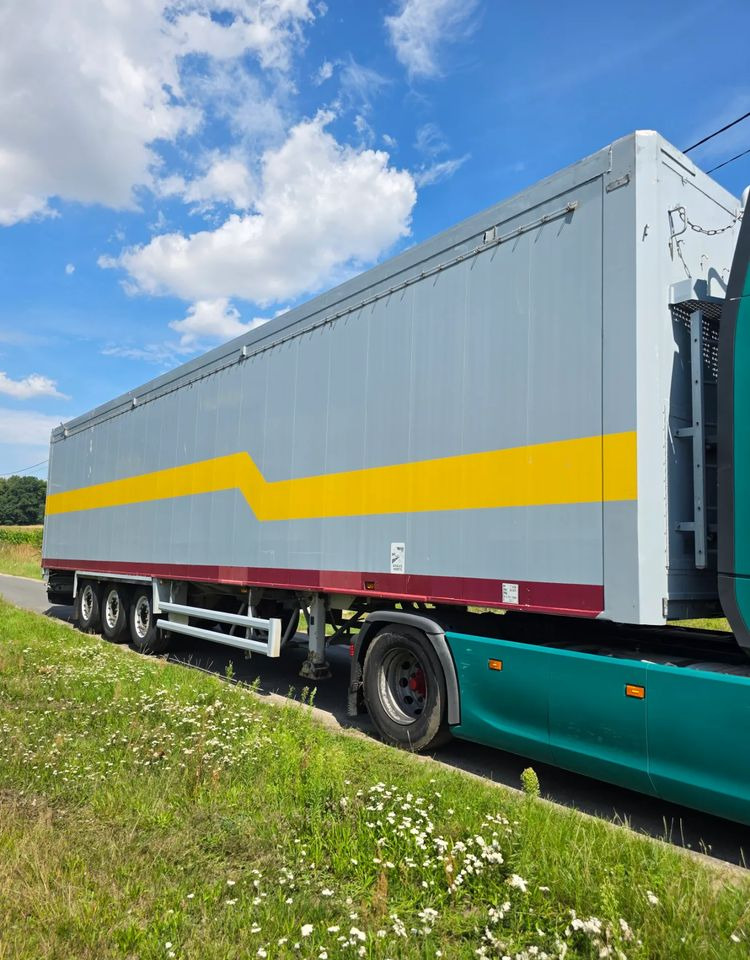 Stas S3-SZ334V - Su slankiojanciomis grindimis puspriekabė: foto 2 Stas S3-SZ334V - Su slankiojanciomis grindimis puspriekabė: foto 2