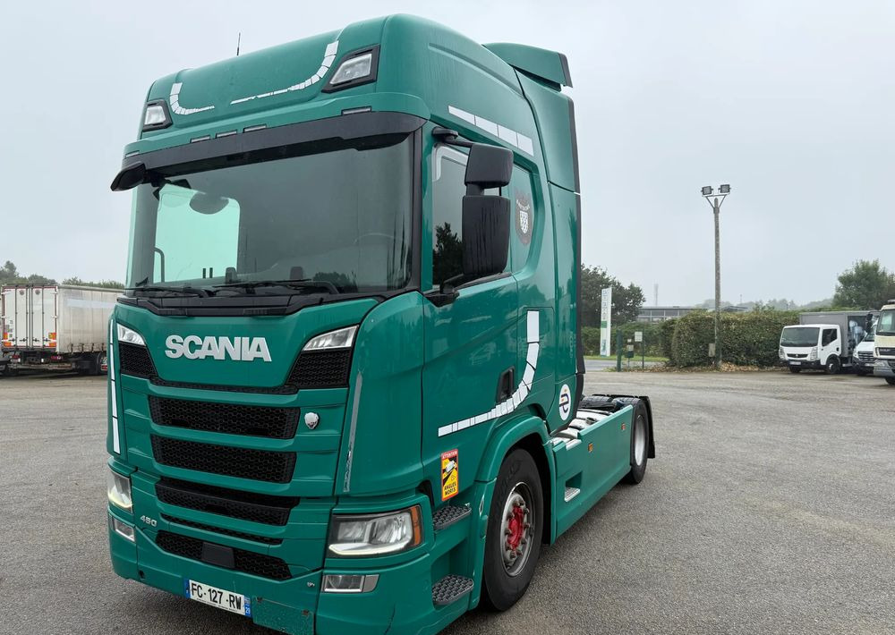 Vilkikas Scania R450: foto 1
