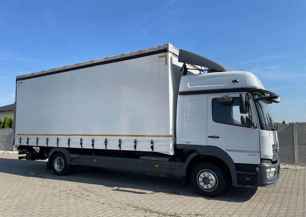 Mercedes-Benz ATEGO 1221, KABINA SYPIALNA! - Tentinis sunkvežimis: foto 4 Mercedes-Benz ATEGO 1221, KABINA SYPIALNA! - Tentinis sunkvežimis: foto 4