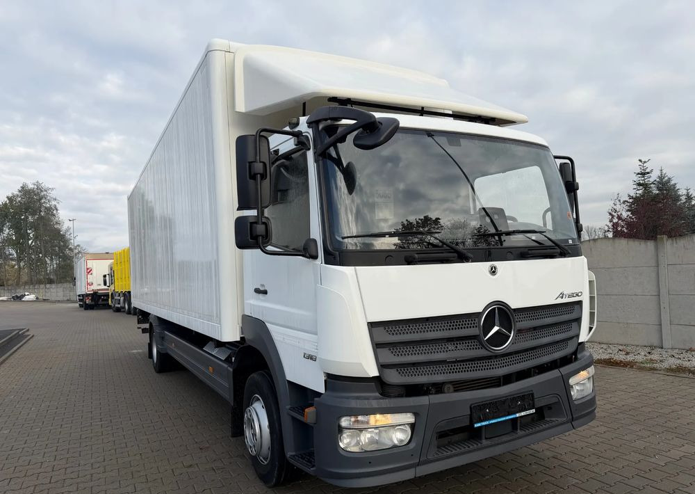 Mercedes-Benz ATEGO 1318 IZOTERMA 20 PALET! - Furgonas sunkvežimis: foto 4 Mercedes-Benz ATEGO 1318 IZOTERMA 20 PALET! - Furgonas sunkvežimis: foto 4