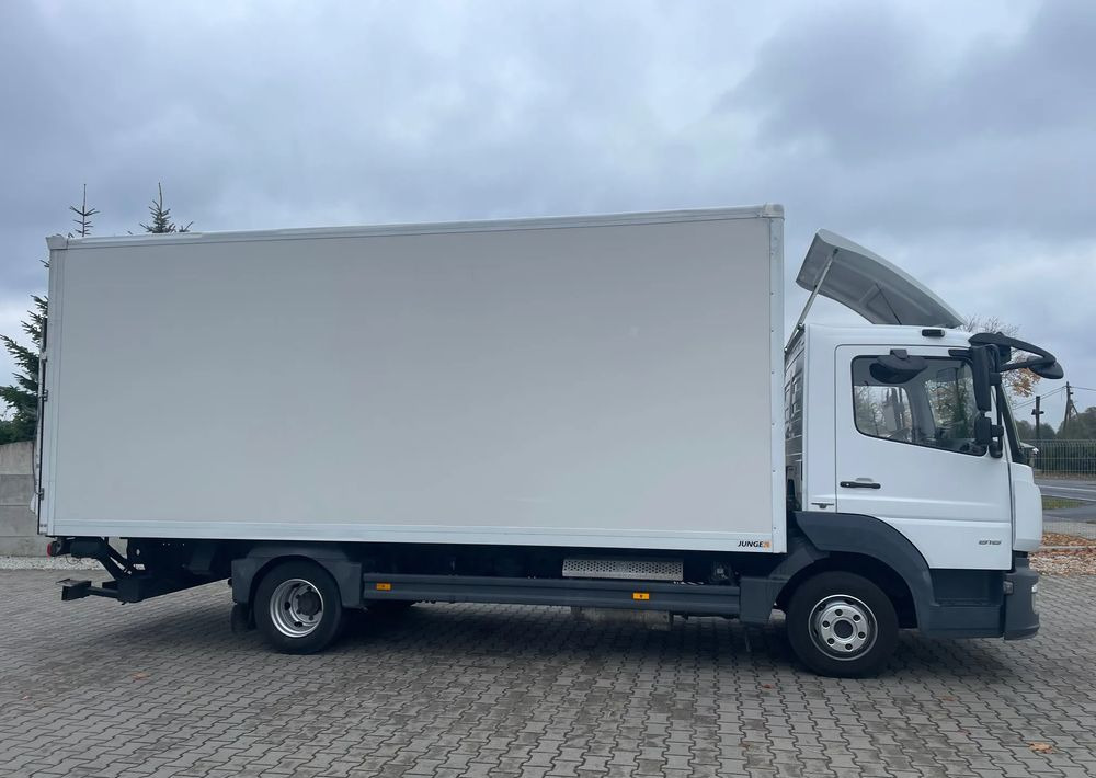 Mercedes-Benz ATEGO 816 DMC 8600 kg - Furgonas sunkvežimis: foto 4 Mercedes-Benz ATEGO 816 DMC 8600 kg - Furgonas sunkvežimis: foto 4