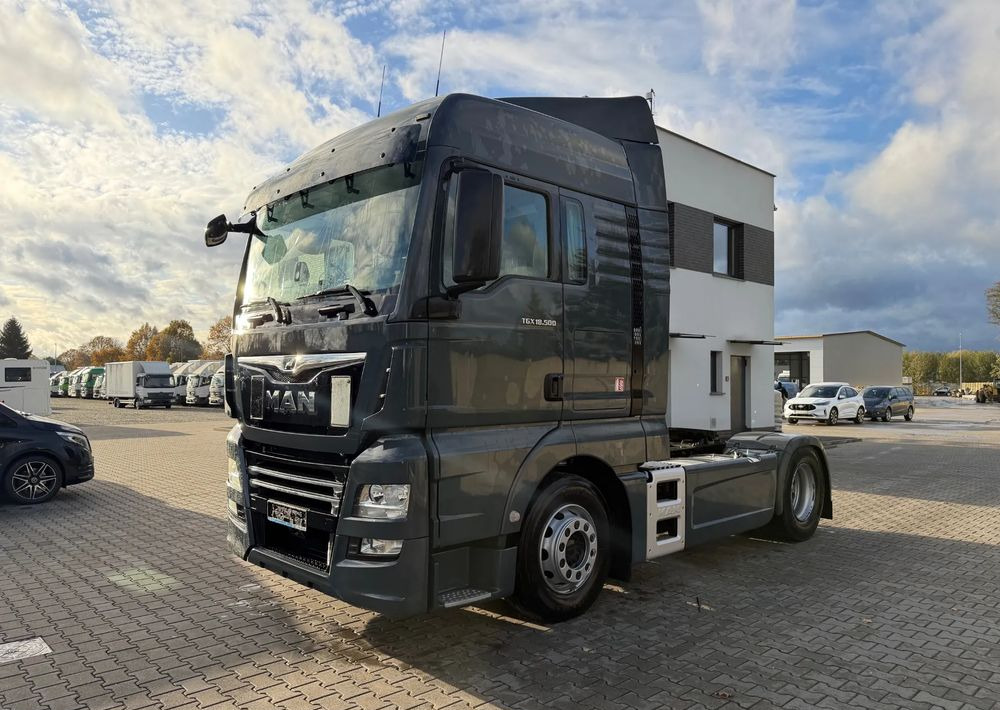 MAN TGX XLX 18.500/ RETARDER - Vilkikas: foto 4 MAN TGX XLX 18.500/ RETARDER - Vilkikas: foto 4