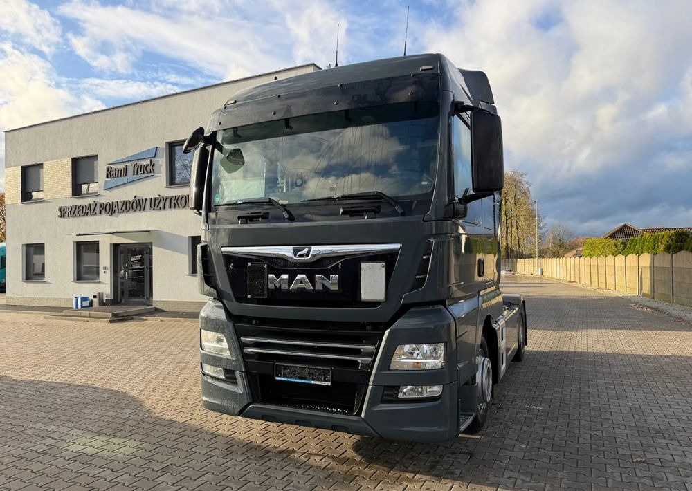 MAN TGX XLX 18.500/ RETARDER - Vilkikas: foto 1 MAN TGX XLX 18.500/ RETARDER - Vilkikas: foto 1