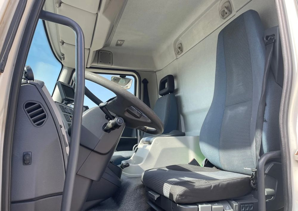 Volvo FL 18.260 CHŁODNIA, EURO 5! lizingą Volvo FL 18.260 CHŁODNIA, EURO 5!: foto 9