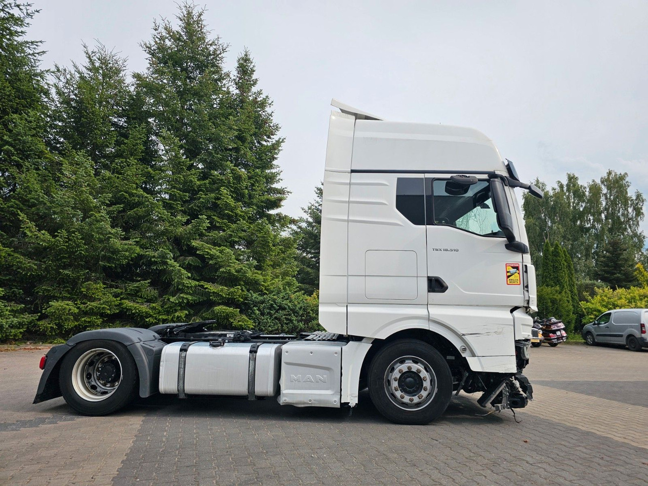 MAN TGX 18.510 XXL INTARDER - Motor , Rahmen 100% OK - Vilkikas: foto 3 MAN TGX 18.510 XXL INTARDER - Motor , Rahmen 100% OK - Vilkikas: foto 3