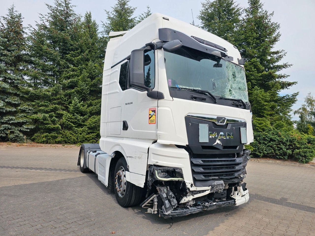 MAN TGX 18.510 XXL INTARDER - Motor , Rahmen 100% OK - Vilkikas: foto 1 MAN TGX 18.510 XXL INTARDER - Motor , Rahmen 100% OK - Vilkikas: foto 1