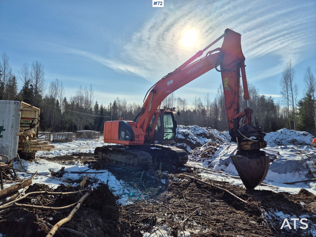 2005 Hitachi Zaxis 225USR LC - Vikšrinis ekskavatorius: foto 3 2005 Hitachi Zaxis 225USR LC - Vikšrinis ekskavatorius: foto 3