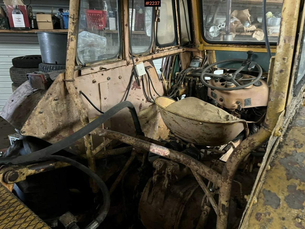 Backhoe loader- MASSEY-FERGUSON 203 - Ekskavatorius-krautuvas: foto 5 Backhoe loader- MASSEY-FERGUSON 203 - Ekskavatorius-krautuvas: foto 5