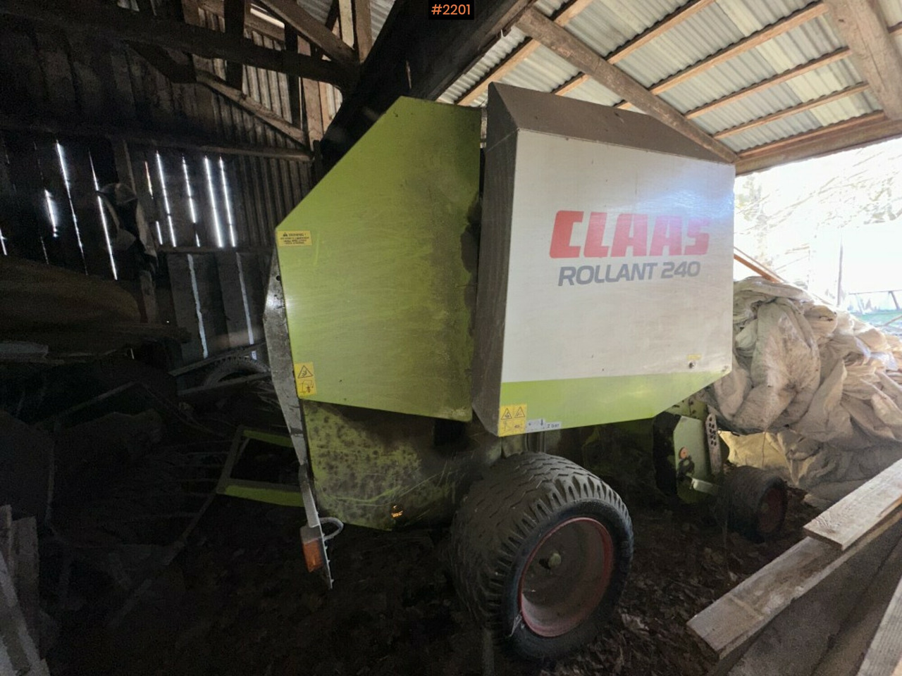 Baler Claas Rollant 240 - Pašarų tvarkymo technika: foto 2 Baler Claas Rollant 240 - Pašarų tvarkymo technika: foto 2