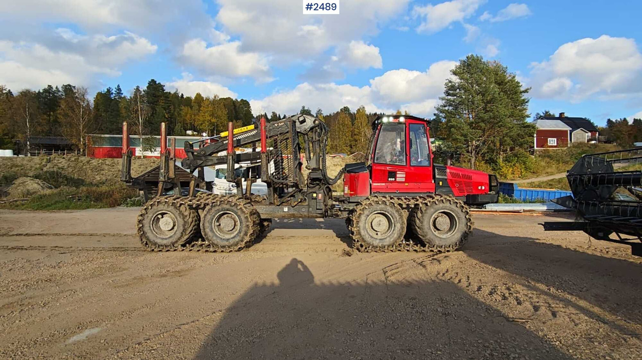 Komatsu 895 Forwarder (VIDEO) - Forvarderis: foto 4 Komatsu 895 Forwarder (VIDEO) - Forvarderis: foto 4