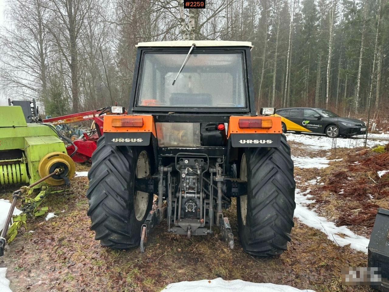 Tractor Ursus C385 Deluxe! with loader and implements - Traktorius: foto 4 Tractor Ursus C385 Deluxe! with loader and implements - Traktorius: foto 4