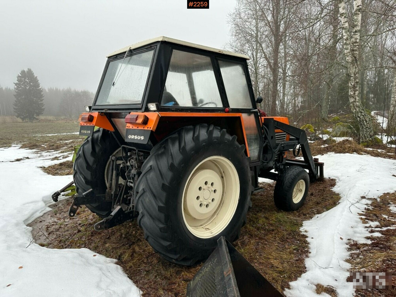 Tractor Ursus C385 Deluxe! with loader and implements - Traktorius: foto 5 Tractor Ursus C385 Deluxe! with loader and implements - Traktorius: foto 5