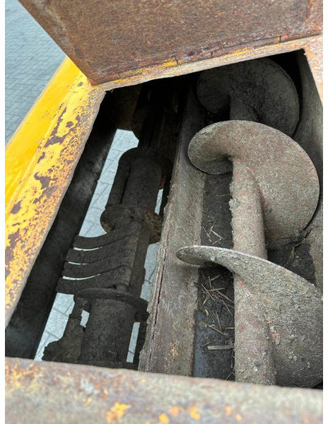 Samon SU2 uienrooier - Kombainas: foto 2 Samon SU2 uienrooier - Kombainas: foto 2