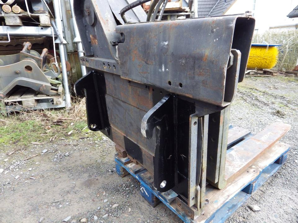 Kistendrehgerät Palettengabel Kippgerät VOLVO L30 Cat 908 - Šakės: foto 5 Kistendrehgerät Palettengabel Kippgerät VOLVO L30 Cat 908 - Šakės: foto 5