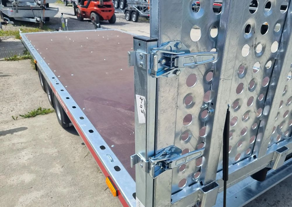 TEMARED UNIVERSAL 5121/3 3.5T R10C SKLEJKA - Platforminė/ Bortinė priekaba: foto 5 TEMARED UNIVERSAL 5121/3 3.5T R10C SKLEJKA - Platforminė/ Bortinė priekaba: foto 5