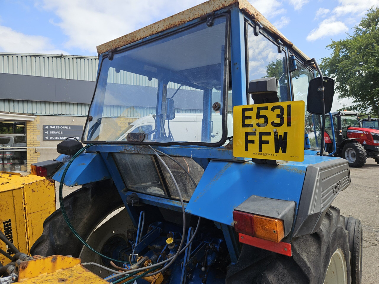 1988 Ford 4110 2wd tractor - Traktorius: foto 3 1988 Ford 4110 2wd tractor - Traktorius: foto 3