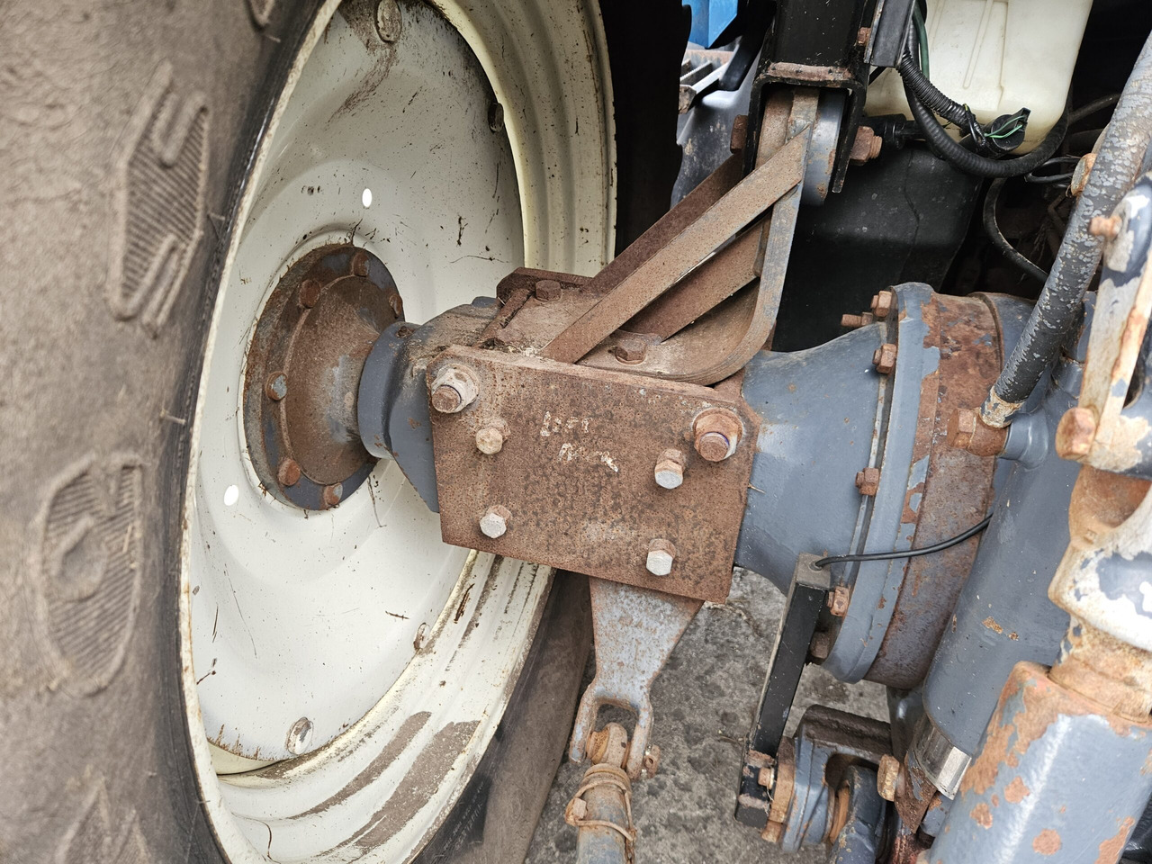 1997 New Holland 8360 - Traktorius: foto 5 1997 New Holland 8360 - Traktorius: foto 5