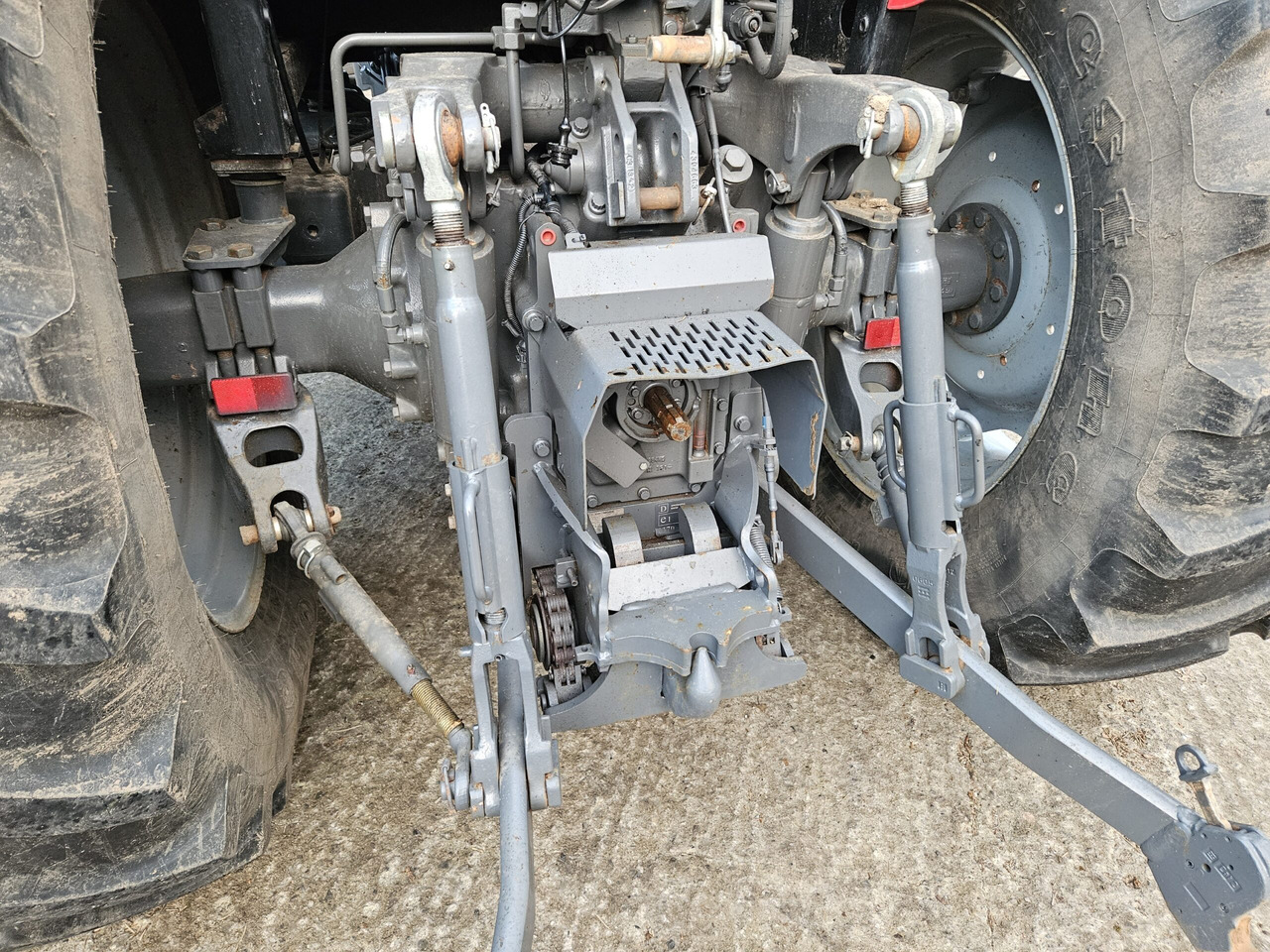 2013 MF 5440 4wd tractor, Very Nice. - Traktorius: foto 4 2013 MF 5440 4wd tractor, Very Nice. - Traktorius: foto 4