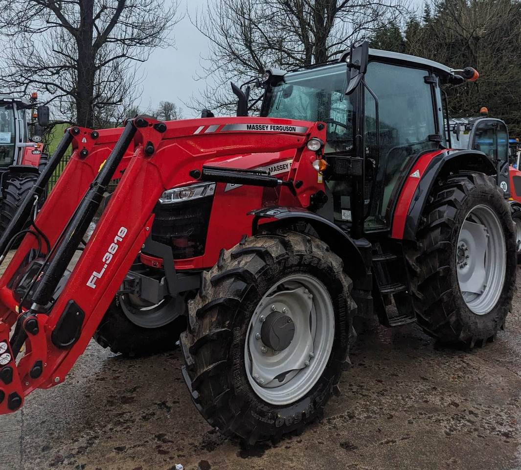 2022 Massey Ferguson 5712M c/w Loader, As New - Traktorius: foto 2 2022 Massey Ferguson 5712M c/w Loader, As New - Traktorius: foto 2