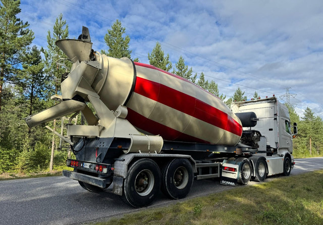 Liebherr12m3 - Betonvežio puspriekabė: foto 4 Liebherr12m3 - Betonvežio puspriekabė: foto 4