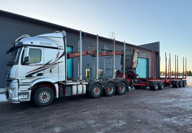 Mercedes-Benz Arocs - Miškovežis: foto 2 Mercedes-Benz Arocs - Miškovežis: foto 2