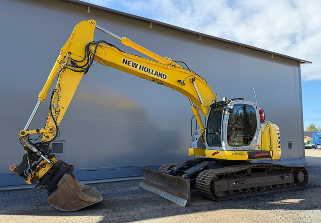 New HollandE235SR - Vikšrinis ekskavatorius: foto 1 New HollandE235SR - Vikšrinis ekskavatorius: foto 1