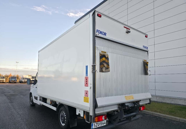 RenaultMaster Fokor kaappi - Furgonas su krovinių dėže: foto 3 RenaultMaster Fokor kaappi - Furgonas su krovinių dėže: foto 3