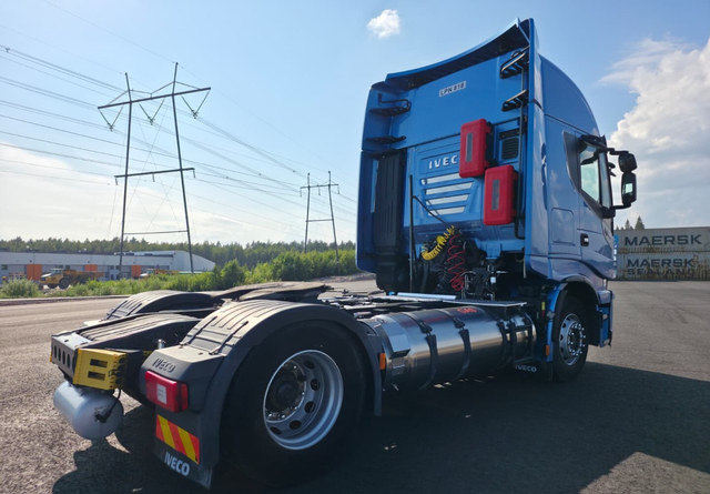 IvecoStralis 460 4x2 CNG / LNG - Vilkikas: foto 4 IvecoStralis 460 4x2 CNG / LNG - Vilkikas: foto 4