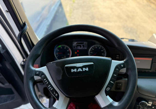 MANTGX 28.540 6x2 lizingą MANTGX 28.540 6x2: foto 16