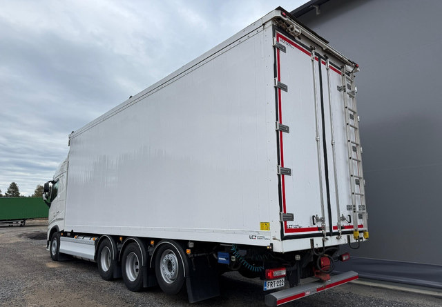 VolvoFH 540 8x4 66m3 - Furgonas sunkvežimis: foto 4 VolvoFH 540 8x4 66m3 - Furgonas sunkvežimis: foto 4