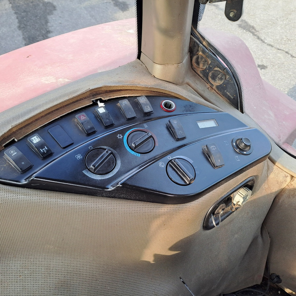 CASE MX 285 MAGNUM - Traktorius: foto 5 CASE MX 285 MAGNUM - Traktorius: foto 5