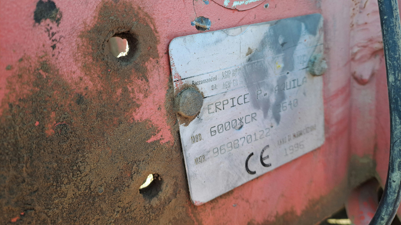 ERPICE ROTANTE MASCHIO AQUILA 6 METRI MOD 6000 * CR - Žemės dirbimo freza: foto 4 ERPICE ROTANTE MASCHIO AQUILA 6 METRI MOD 6000 * CR - Žemės dirbimo freza: foto 4