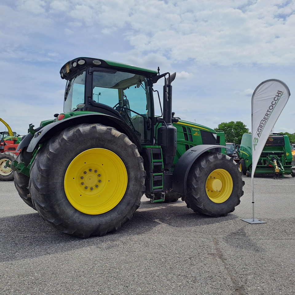 JOHN DEERE 6230R - Traktorius: foto 2 JOHN DEERE 6230R - Traktorius: foto 2