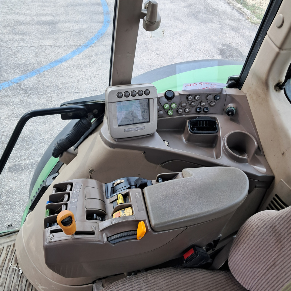 Traktorius JOHN DEERE 6830 Premium: foto 10