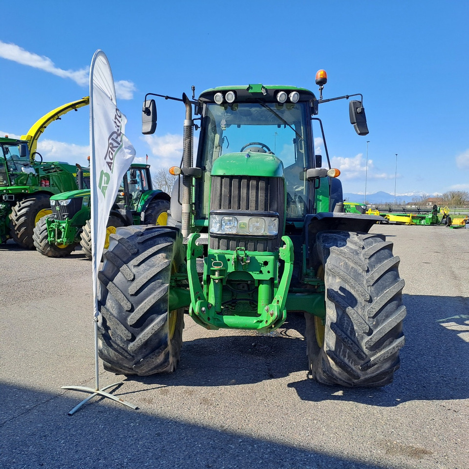 JOHN DEERE 7530 PREMIUM - Traktorius: foto 3 JOHN DEERE 7530 PREMIUM - Traktorius: foto 3