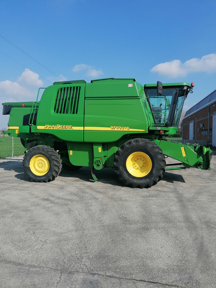 JOHN DEERE CTS 9780 - Derliaus nuėmimo kombainas: foto 5 JOHN DEERE CTS 9780 - Derliaus nuėmimo kombainas: foto 5