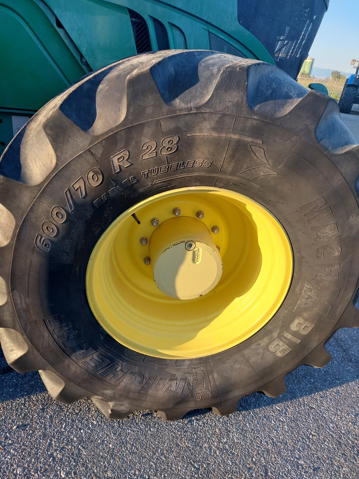 Traktorius JOHN DEEREE 6210R: foto 7