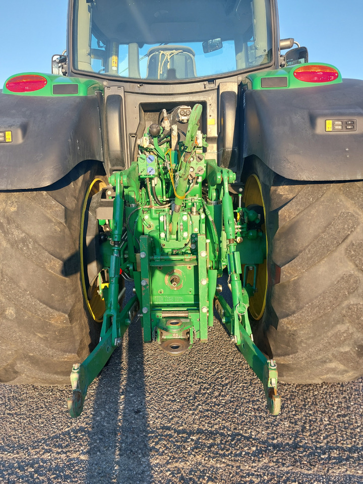 Traktorius JOHN DEEREE 6210R: foto 11