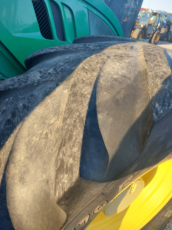 Traktorius JOHN DEEREE 6210R: foto 8