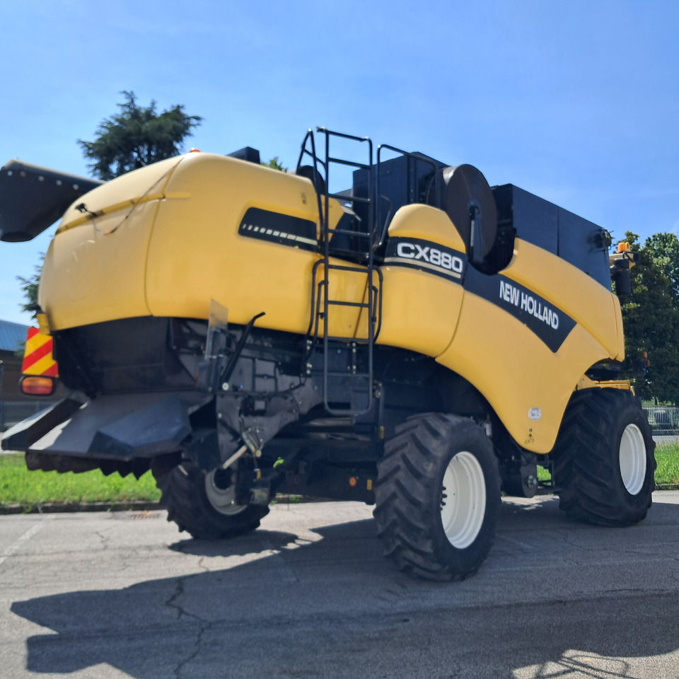NEW HOLLAND CX880 - Derliaus nuėmimo kombainas: foto 5 NEW HOLLAND CX880 - Derliaus nuėmimo kombainas: foto 5