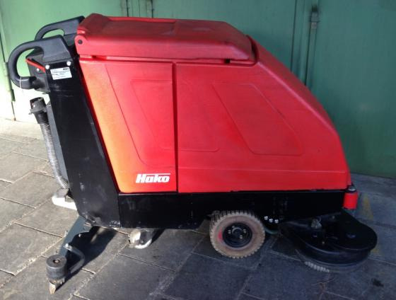 HAKO Hakomatic B 650 S - Reinigungsanlagen - Grindų plovimo mašina: foto 1 HAKO Hakomatic B 650 S - Reinigungsanlagen - Grindų plovimo mašina: foto 1
