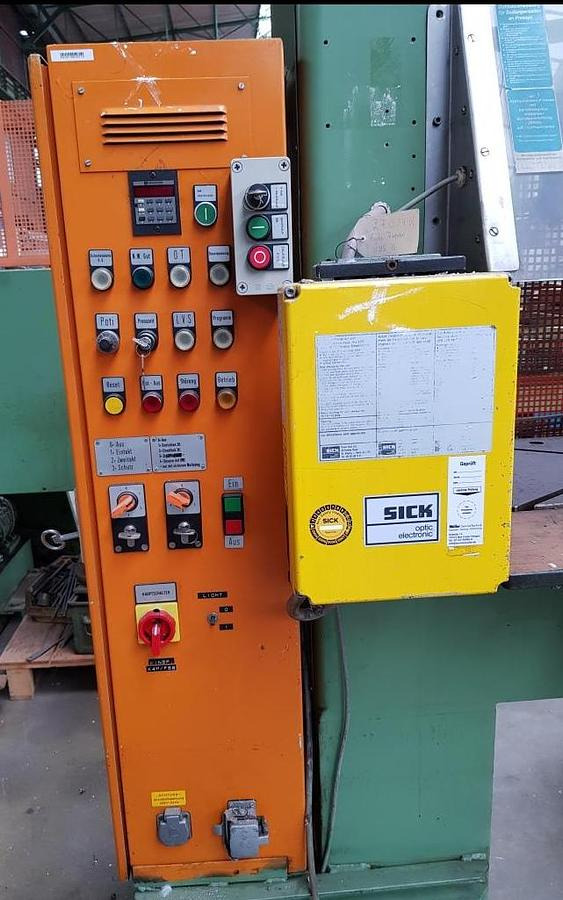 Hydr. Schnelläuferpresse DUNKES - Metalo apdirbimo staklės: foto 3 Hydr. Schnelläuferpresse DUNKES - Metalo apdirbimo staklės: foto 3