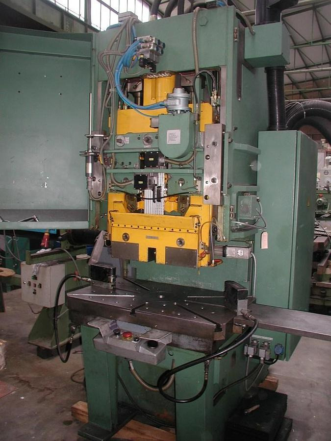 Kniehebelpresse BRUDERER - Metalo apdirbimo staklės: foto 4 Kniehebelpresse BRUDERER - Metalo apdirbimo staklės: foto 4