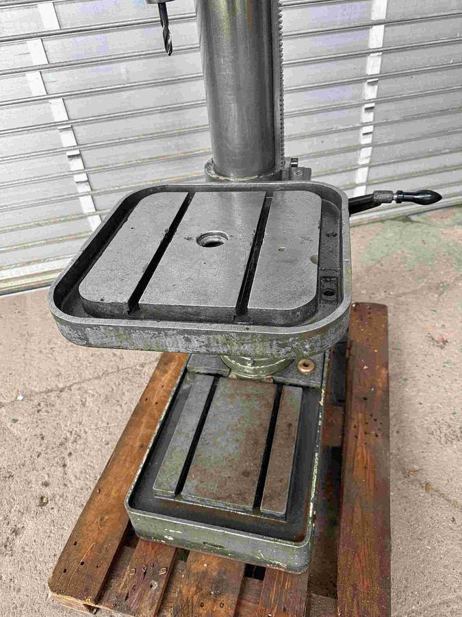 Säulenbohrmaschine ALZMETALL - Gręžimo staklės: foto 2 Säulenbohrmaschine ALZMETALL - Gręžimo staklės: foto 2