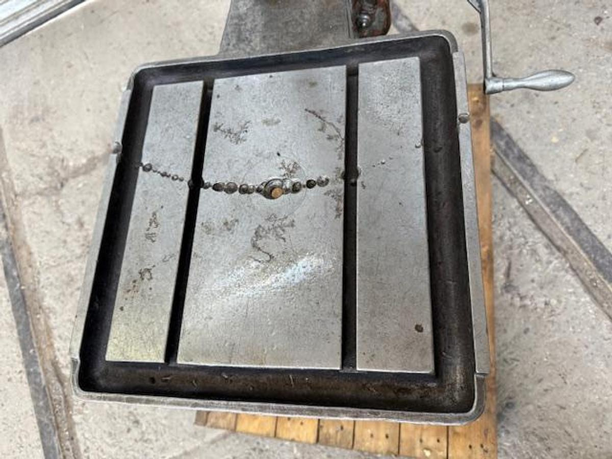 Säulenbohrmaschine GILLARDON - Gręžimo staklės: foto 2 Säulenbohrmaschine GILLARDON - Gręžimo staklės: foto 2