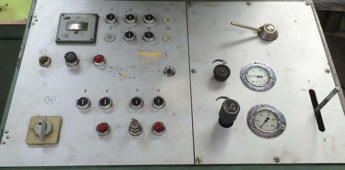 Tuschierpresse REIS - Metalo apdirbimo staklės: foto 3 Tuschierpresse REIS - Metalo apdirbimo staklės: foto 3